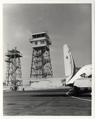 Image: photograph: Los Angeles International Airport, Douglas DC-3