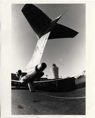 Image: photograph: American Airlines, Boeing 727, LaGuardia Airport (LGA)