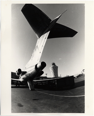 Photograph: American Airlines, Boeing 727, LaGuardia Airport (LGA)
