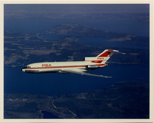 Photograph: Pacific Southwest Airlines (PSA), Boeing 727-100