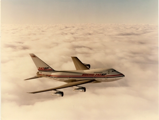 Image: photograph: Boeing 747SP prototype