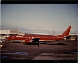 Image: photograph: Braniff International, Douglas DC-8-62, San Francisco International Airport (SFO)