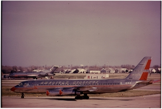 Image: photograph: American Airlines, Convair 990