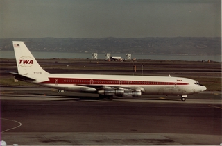 Image: photograph: TWA (Trans World Airlines), Boeing 707-300C