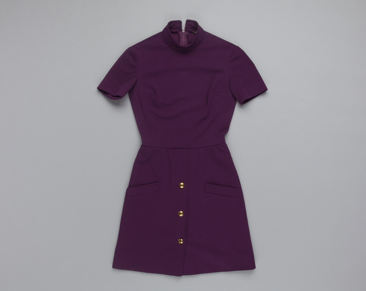 Image: flight attendant dress: TWA (Trans World Airlines)