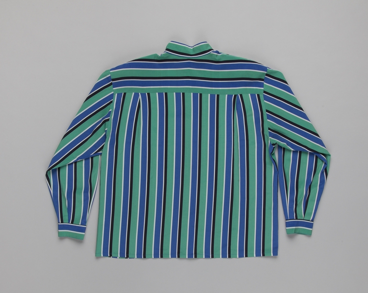 Image: flight attendant blouse: UTA (Union de Transports Aériens)