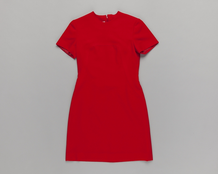 Image: stewardess dress: Cathay Pacific Airways