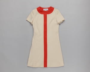 Image: stewardess dress: United Air Lines