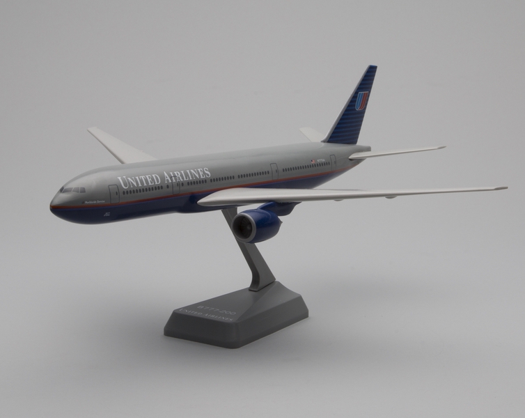 Image: model airplane: United Airlines, Boeing 777-200