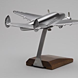 Image #6: tabletop aircraft model: Lockheed Model 14 Super Electra