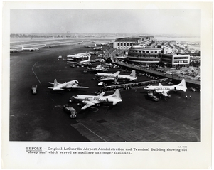 Image: photograph: American Airlines, LaGuardia Airport (LGA)