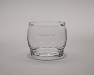 Image: cordial cup: Swissair