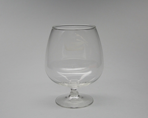 Image: snifter glass: Braniff International