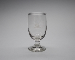 Image: wine glass: Frontier Airlines