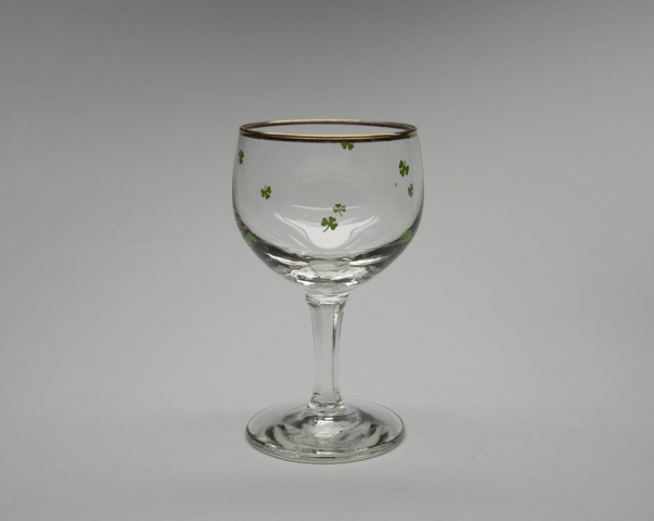 Wine glass: Aer Lingus