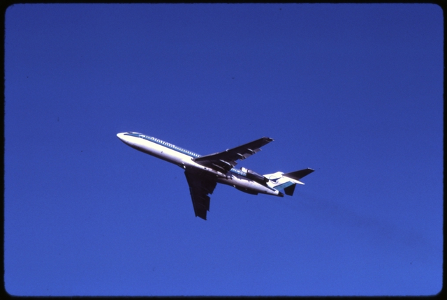 Slide: Republic Airlines, Boeing 727-200, San Francisco International Airport (SFO)