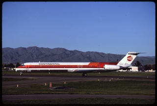 Image: slide: Continental Airlines, Douglas DC-9-80, San Jose International Airport (SJC)