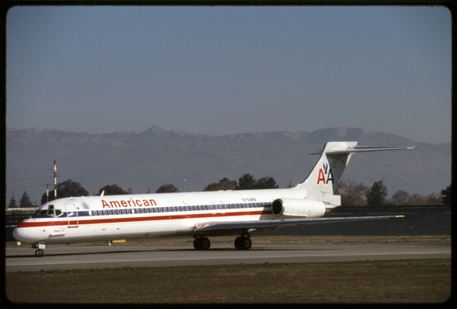 Slide: American Airlines, McDonnell Douglas MD-87, San Jose International Airport (SJC)