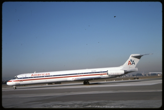 Slide: American Airlines, McDonnell Douglas MD-83, San Jose International Airport (SJC)