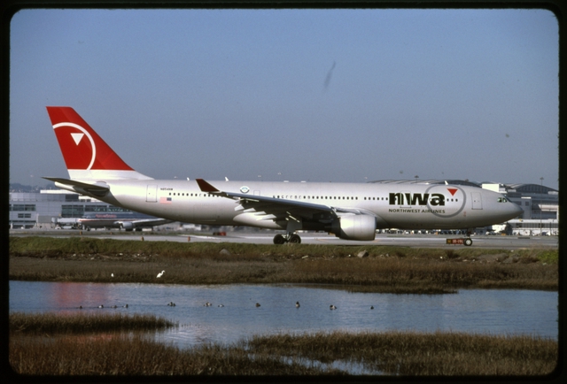 Slide: Northwest Airlines, Airbus A330, San Francisco International Airport (SFO)