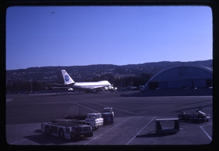 Image: slide: Pan American World Airways, Boeing 747, San Francisco International Airport (SFO)