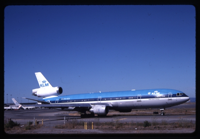 Slide: KLM (Royal Dutch Airlines), McDonnell Douglas MD-11, San Francisco International Airport (SFO)