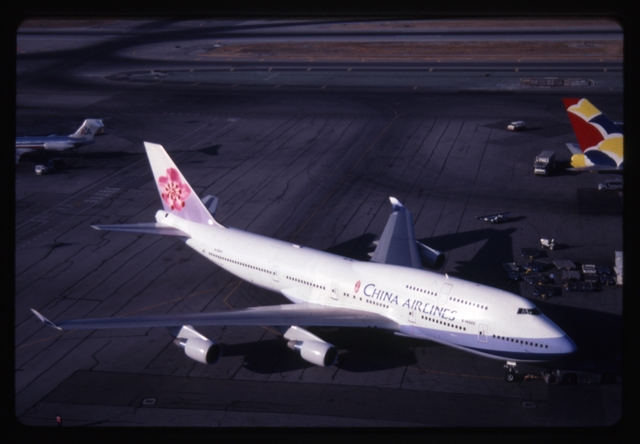 Slide: China Airlines, Boeing 747, San Francisco International Airport (SFO)