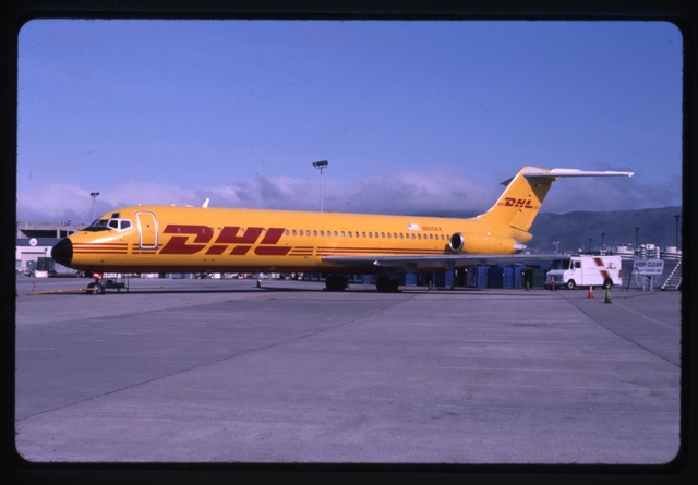 Slide: DHL, Douglas DC-9-41, San Francisco International Airport (SFO)