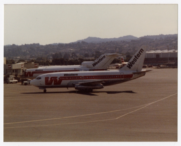 Photograph: Western Airlines, San Francisco International Airport (SFO)