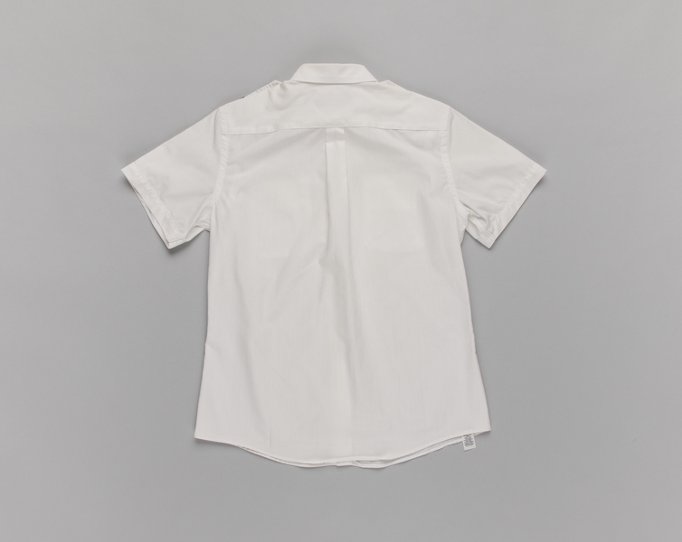 Image: flight attendant blouse: United Airlines