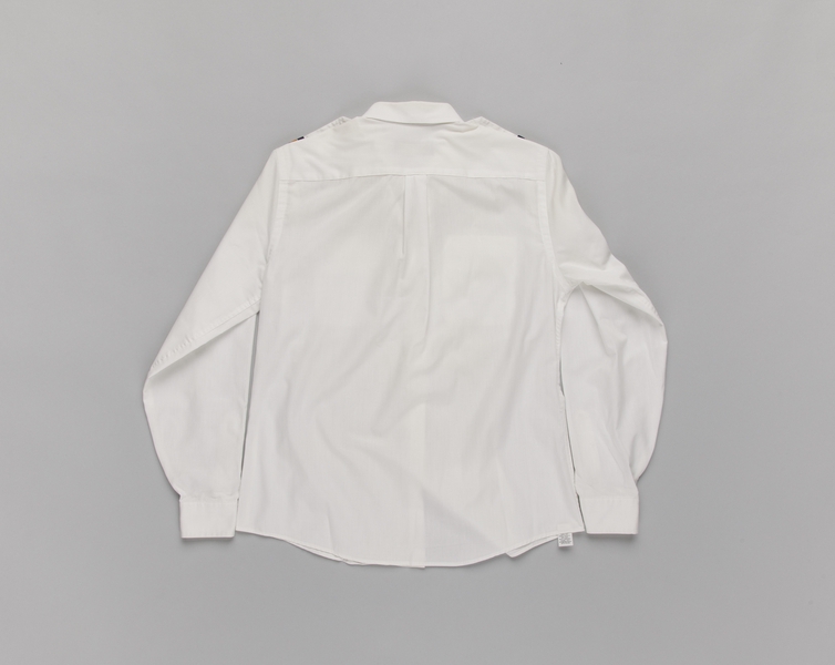 Image: flight attendant blouse: United Airlines