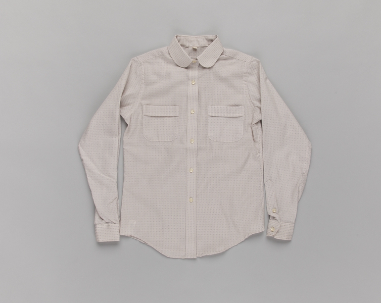 Image: flight attendant blouse: United Airlines