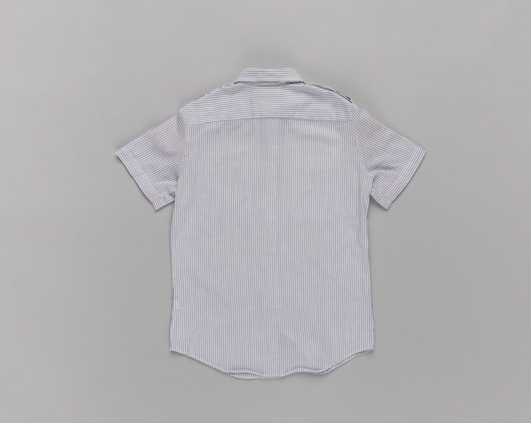 Image: flight attendant blouse: United Airlines