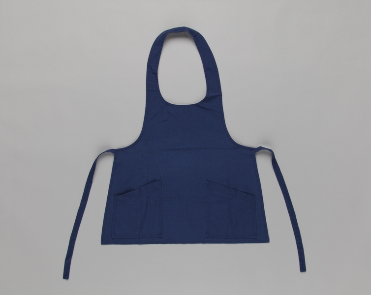 Image: flight attendant apron: Pan American World Airways