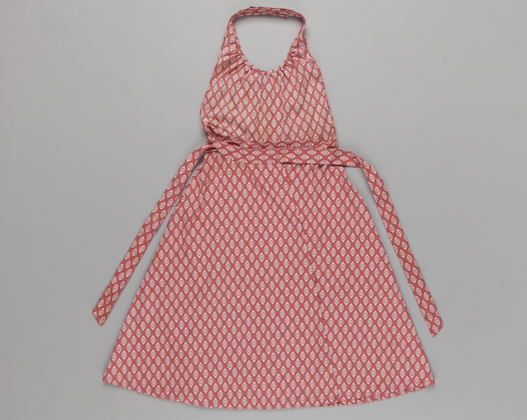 Image: flight attendant apron: Delta Air Lines