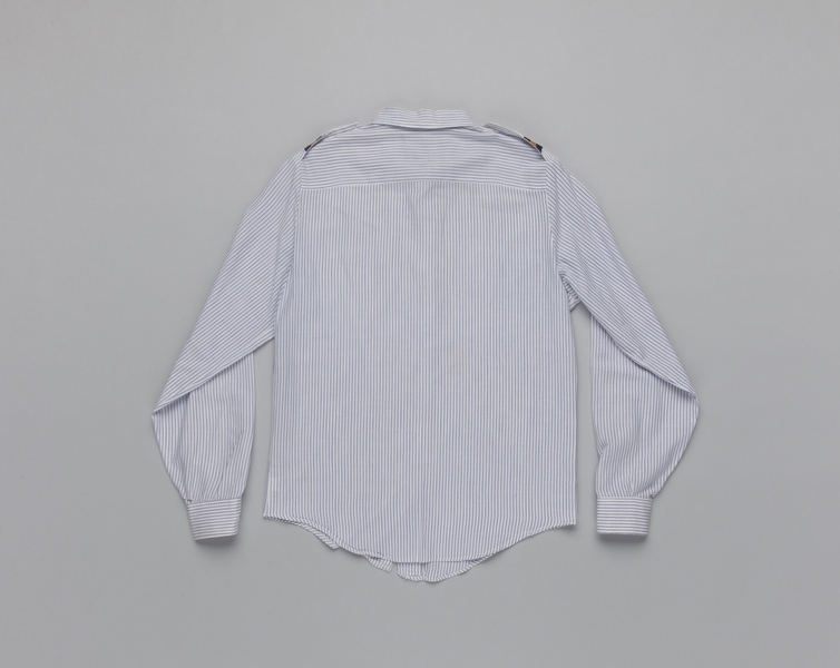 Image: flight attendant blouse: United Airlines