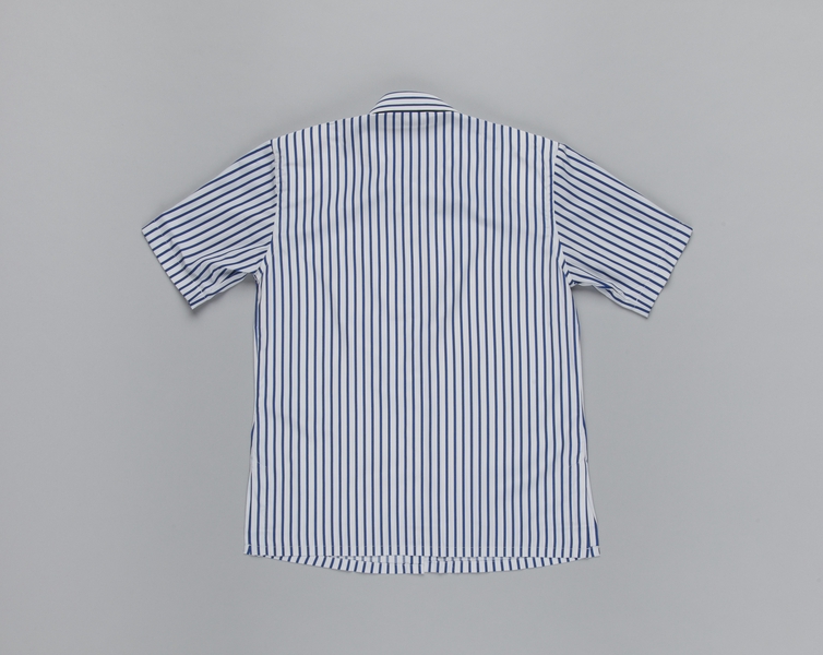 Image: flight attendant blouse: Air China