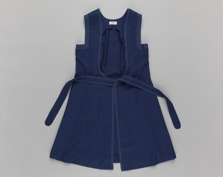 Image: flight attendant apron: Pan American World Airways