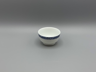 Image: sake cup: United Airlines