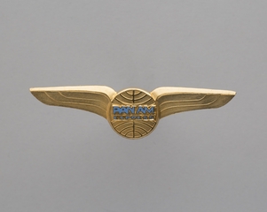 Image: flight officer wings: Pan Am Express, first officer