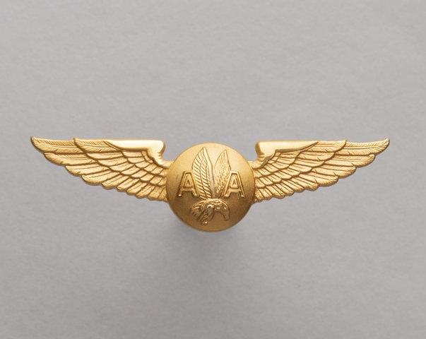 Stewardess wings / service pin: American Airlines
