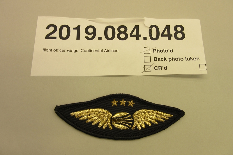 Image: flight officer wings: Continental Airlines