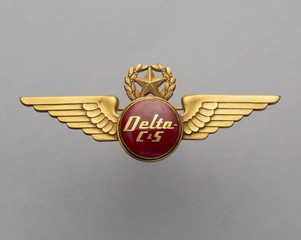 Image: flight officer wings: Delta-C&S (Chicago & Southern Air Lines)
