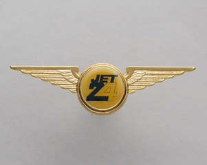 Image: flight officer wings: Jet 24 (Travel club)