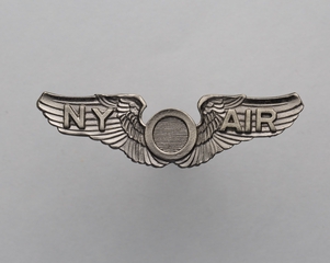 Image: flight officer wings: New York Air