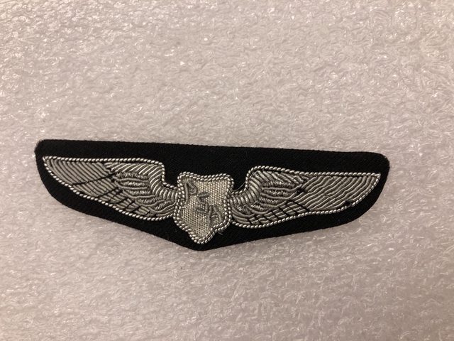 Flight officer wings: Pacific Southwest Airlines