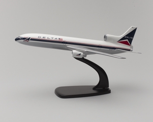 Image: model airplane: Delta Air Lines, Lockheed L-1011 TriStar
