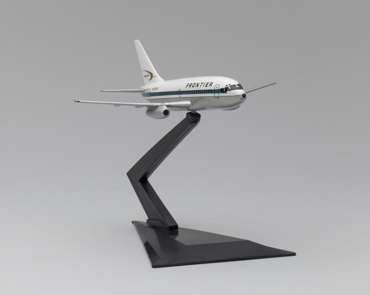 Image: model airplane: Frontier Airlines, Boeing 737-200