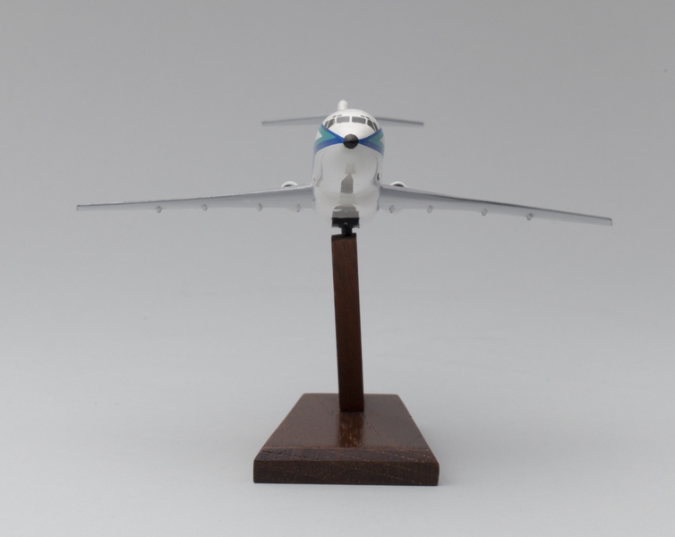 Image: model airplane: Republic Airlines, Boeing 727