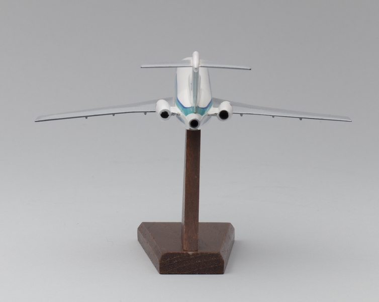Image: model airplane: Republic Airlines, Boeing 727